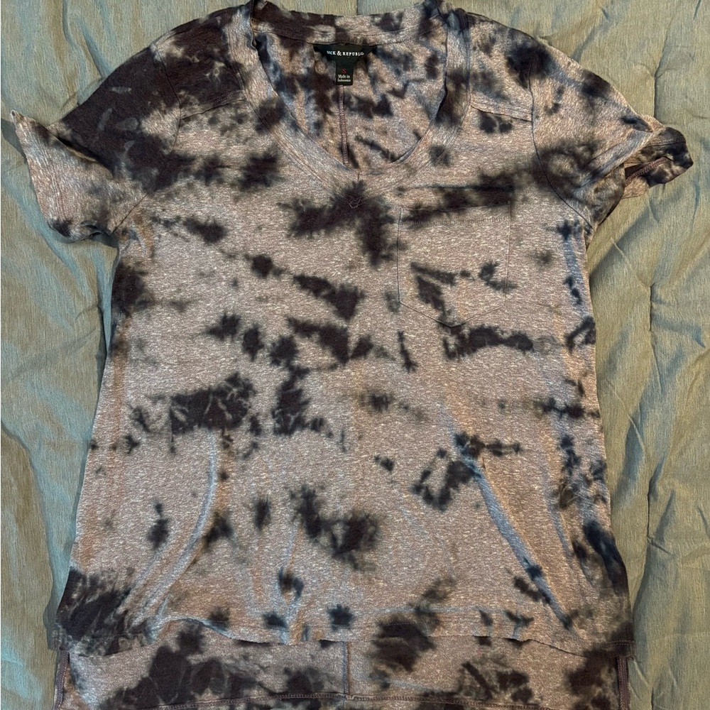 Rock & Republic Black and White Short Sleeve Tee